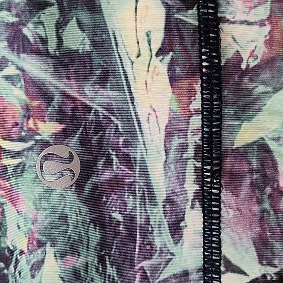 Lululemon Run: Top Speed CropIridescent Multi Size 6 - Picture 15 of 16